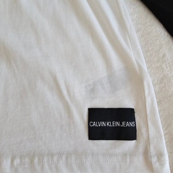 Calvin Klein Arm Logo Long Sleeve T-Shirt Black and White Size M NWT - Picture 6 of 8
